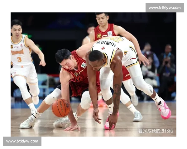 聚焦CBA直播赛场风云全景呈现篮球激情与巅峰对决即时解析明星表现与战术博弈